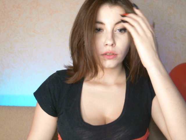 Nuotraukos Chika_Bom Hello everyone, I'm Katya) Let's chat and more *) Lovens from 2 tokens) Put love and comments.