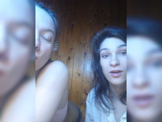 Transliacijos ekrano nuotraukos TreshGirls