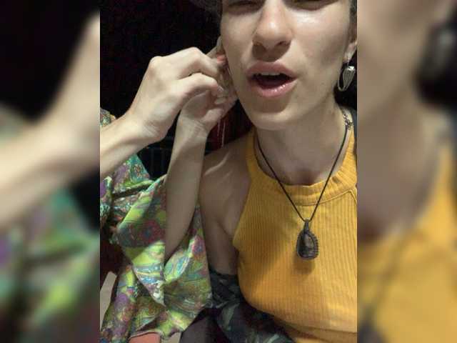 Transliacijos ekrano nuotraukos TreshGirls