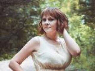 Erotinis vaizdo pokalbis triadakiss