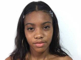 Erotinis vaizdo pokalbis trianax