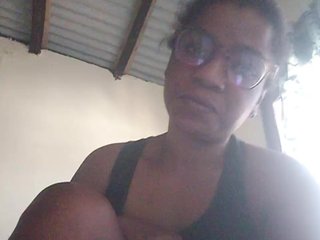 Erotinis vaizdo pokalbis tryciah