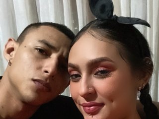 Erotinis vaizdo pokalbis Twohornyss