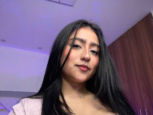 Profilio nuotrauka tyana-collins