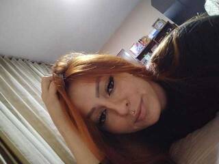 Erotinis vaizdo pokalbis tyfannyalx