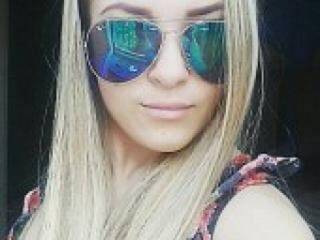 Erotinis vaizdo pokalbis tytynchik