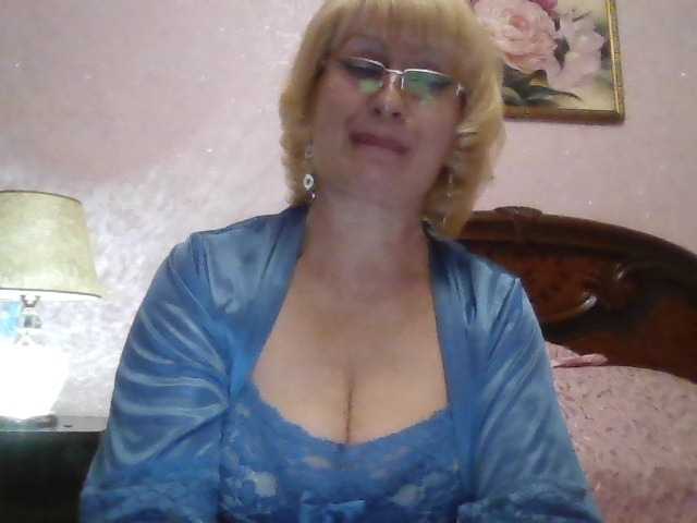 Nuotraukos _mamasita_ Greetings, my dears: * Welcome im my room. I will be glad to your attention and gifts :) I'm collecting tokens for a better camera. Need @remain :*