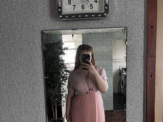 Erotinis vaizdo pokalbis Ustinya