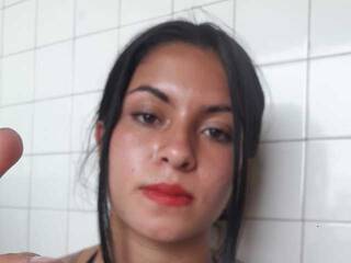 Erotinis vaizdo pokalbis valeriathatch