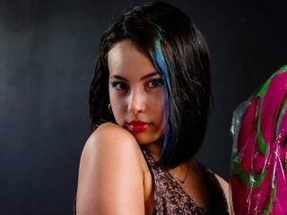 Erotinis vaizdo pokalbis Valery-Vall