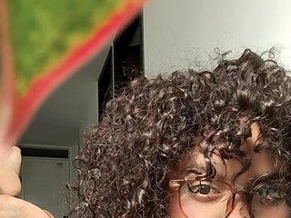 Erotinis vaizdo pokalbis Valgar1