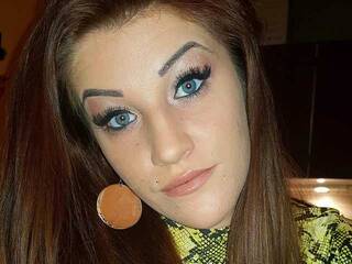 Erotinis vaizdo pokalbis VanessaBarbie