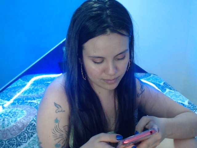 Transliacijos ekrano nuotraukos vannelofhe