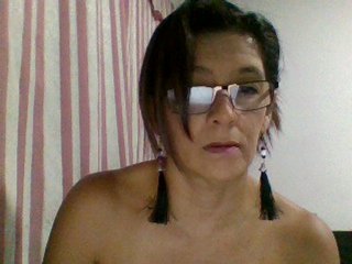 Nuotraukos venusmilf22 100 tk play pussy,150 tk anal,10 tk c2c