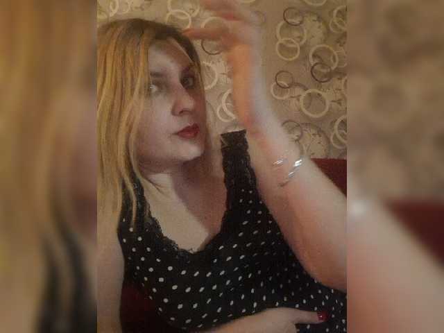 Transliacijos ekrano nuotraukos VeronikaBlue