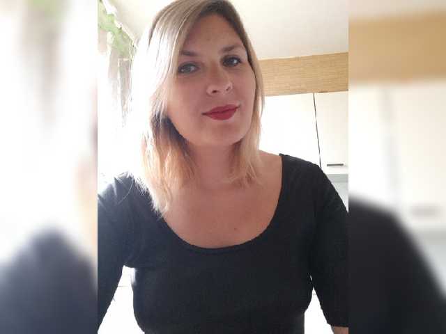 Transliacijos ekrano nuotraukos VeronikaBlue