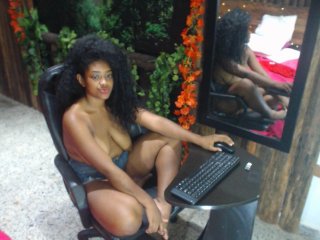 Nuotraukos veronikalatin hi guys, LOVENSE ON! specila show in pvt. Tits show 25 Tkns,. Ass show 50 Tkns.. Pussy show 99 Tkns.. #ass #pussy #anal #sexy #latina #new #dildo #lovense #cum #wet # horny #toy #tits #pleasure