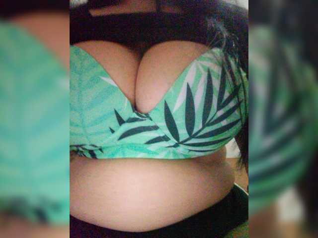 Transliacijos ekrano nuotraukos vicky-hot