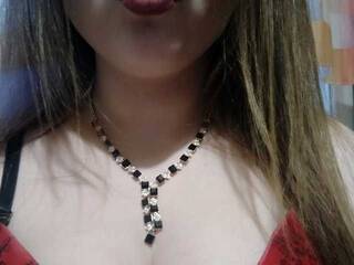 Erotinis vaizdo pokalbis tvoyasladost