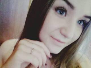 Erotinis vaizdo pokalbis vilinatim