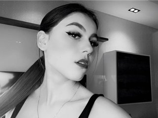 Erotinis vaizdo pokalbis ViolaKiss