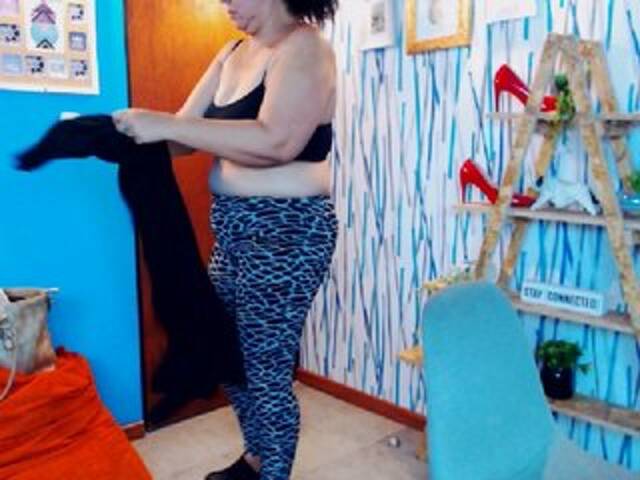 Transliacijos ekrano nuotraukos violet-smith