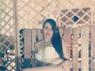 Erotinis vaizdo pokalbis VIOLETA-TORRE