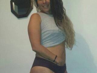 Erotinis vaizdo pokalbis violetburning