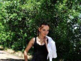 Erotinis vaizdo pokalbis violetkana