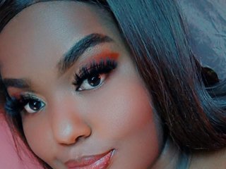 Erotinis vaizdo pokalbis violettaplus