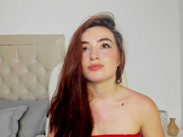 Nuotraukos violetwatson- Today I am very playful, do you want to come and try me! Goal: 1500 tokens