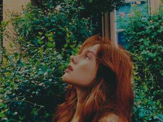 Erotinis vaizdo pokalbis Virial