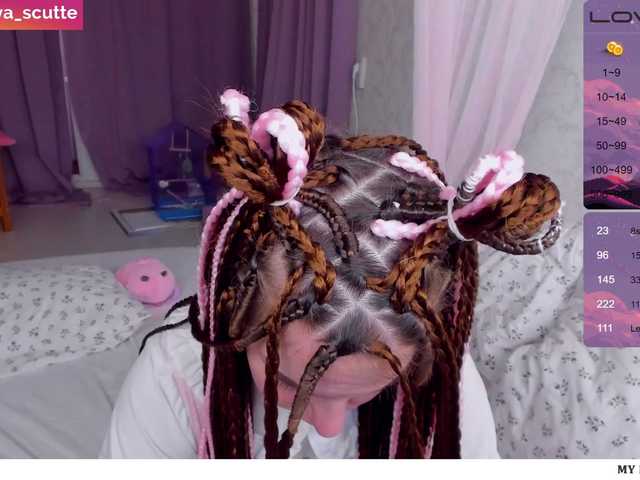 Transliacijos ekrano nuotraukos Vivi-Squirrel