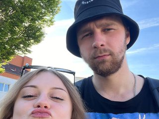 Erotinis vaizdo pokalbis VixyVee