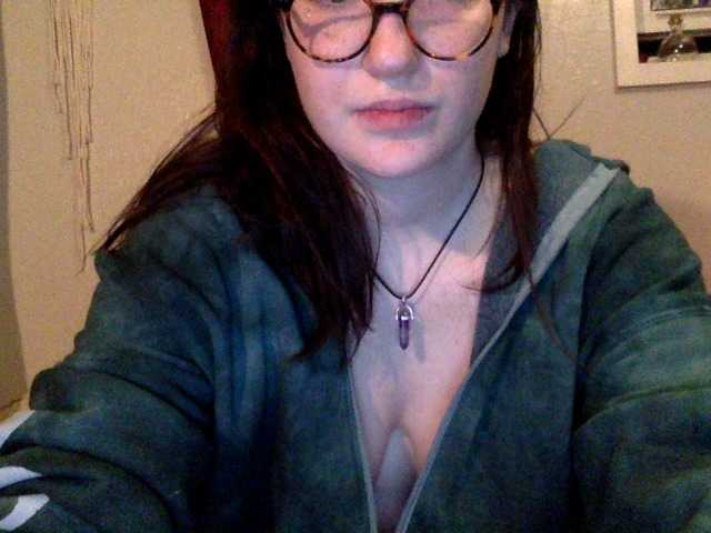 Transliacijos ekrano nuotraukos Voodoo-lips