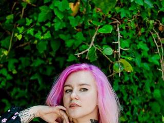 Erotinis vaizdo pokalbis White-Krol