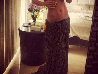 Erotinis vaizdo pokalbis WhiteRozzy