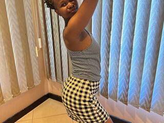 Erotinis vaizdo pokalbis Wildpetal2000