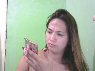 Nuotraukos wildpinay4u 100tokens fully naked with playing pussy/ 50tokens ass&pussy flash only/ 20tokens TitiesOut/ PRIVATE special show for my BIRTHDAY