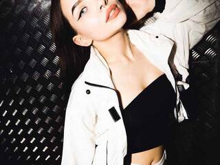 Erotinis vaizdo pokalbis BellaWow