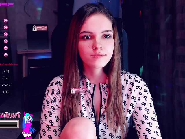 Nuotraukos zlaya-kukla inst: _wtfoxsay_ Sasha, 20 years old. Typical humanitarian) Lovense from 2 tkn There are no groups and spy. PM from 10 tokens in a common chat. For rudeness immediately ban. Create each other?