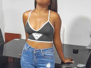 Erotinis vaizdo pokalbis Ximena-Mafra