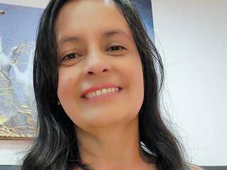 Erotinis vaizdo pokalbis XimenaHot