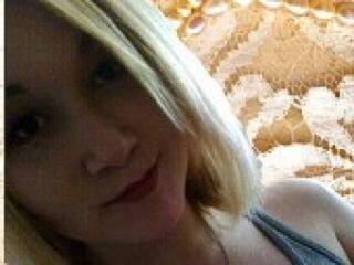 Erotinis vaizdo pokalbis xrosalinax