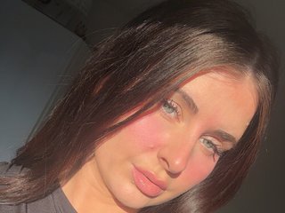 Erotinis vaizdo pokalbis XSxphii-lynn