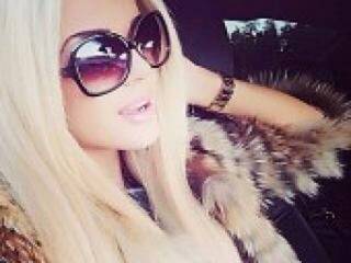 Erotinis vaizdo pokalbis xxmonikaxx