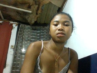 Erotinis vaizdo pokalbis Yaellah