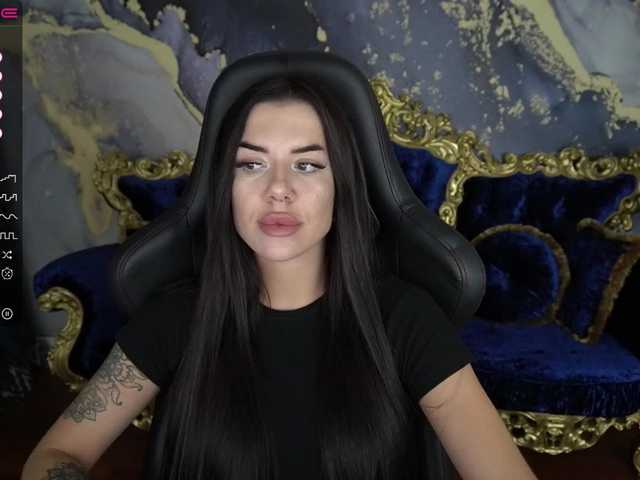 Transliacijos ekrano nuotraukos YanaShyy
