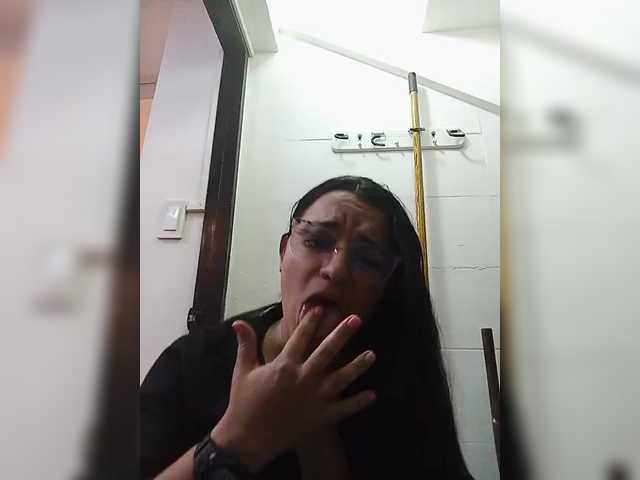 Transliacijos ekrano nuotraukos YeyeFresh