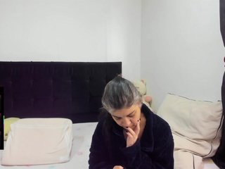 Erotinis vaizdo pokalbis Yin-yanghot